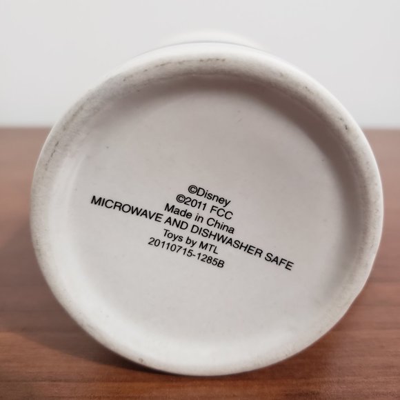 Disney Princesses Mug 2011 Pink White Base Retro Collectable - Picture 6 of 6